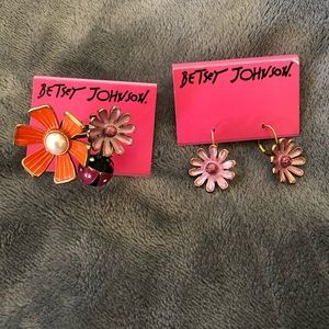 💖Betsey Johnson Ring and Earring set💖